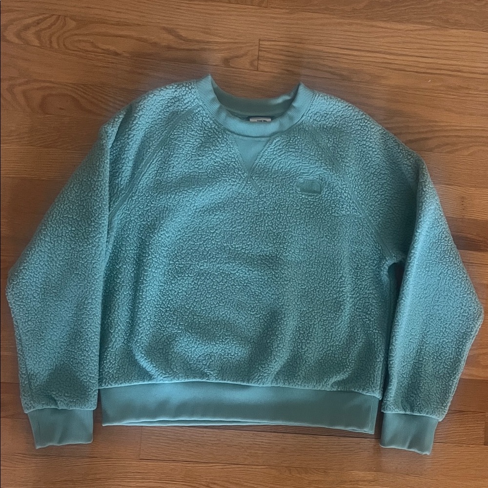 The North Face Women's Teal Sherpa Crewneck Sweatshirt